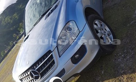 Acheter Import Voiture Mercedes-Benz ML–Class Gris à Punaauia, Tahiti