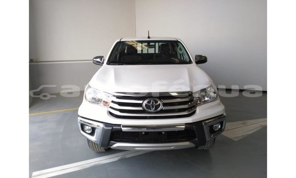 Acheter Import Voiture Toyota Hilux Blanc à Import - Dubai, Marquesas Acheter Import Voiture Toyota Hilux Blanc à Import - Dubai, Marquesas