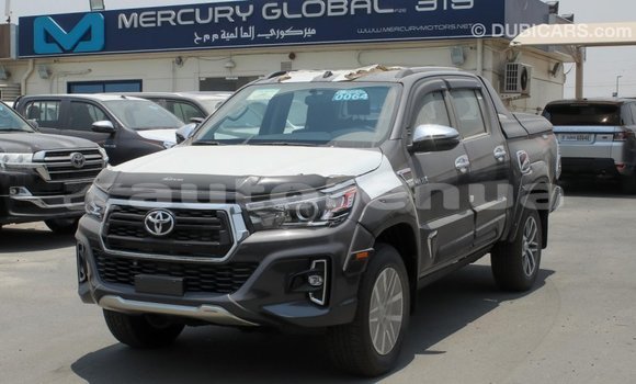 Acheter Import Voiture Toyota Hilux Noir à Import - Dubai, Marquesas Acheter Import Voiture Toyota Hilux Noir à Import - Dubai, Marquesas