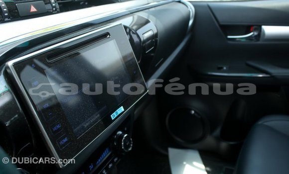 Acheter Import Voiture Toyota Hilux Noir à Import - Dubai, Marquesas Acheter Import Voiture Toyota Hilux Noir à Import - Dubai, Marquesas