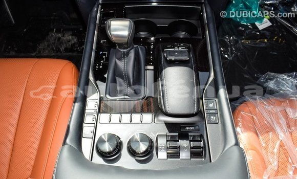 Acheter Import Voiture Lexus LX Noir à Import - Dubai, Marquesas Acheter Import Voiture Lexus LX Noir à Import - Dubai, Marquesas