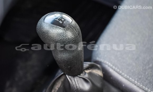 Acheter Import Voiture Mercedes-Benz 190 Blanc à Import - Dubai, Marquesas Acheter Import Voiture Mercedes-Benz 190 Blanc à Import - Dubai, Marquesas