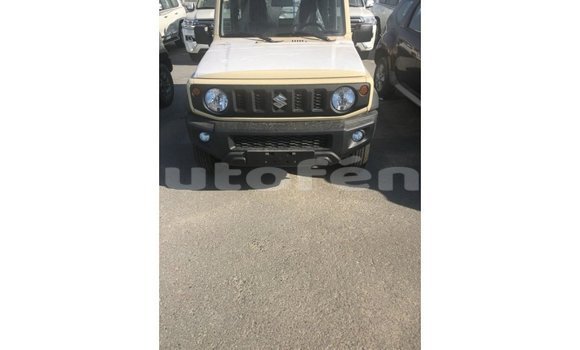 Acheter Import Voiture Suzuki Jimny Beige à Import - Dubai, Marquesas