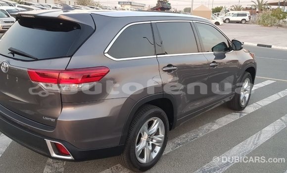 Acheter Import Voiture Toyota Highlander Autre à Import - Dubai, Marquesas Acheter Import Voiture Toyota Highlander Autre à Import - Dubai, Marquesas