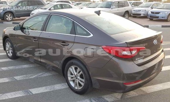 Acheter Import Voiture Hyundai Sonata Marron à Import - Dubai, Marquesas Acheter Import Voiture Hyundai Sonata Marron à Import - Dubai, Marquesas