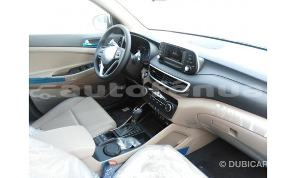 Acheter Import Voiture Hyundai Tucson Blanc à Import - Dubai, Marquesas Acheter Import Voiture Hyundai Tucson Blanc à Import - Dubai, Marquesas