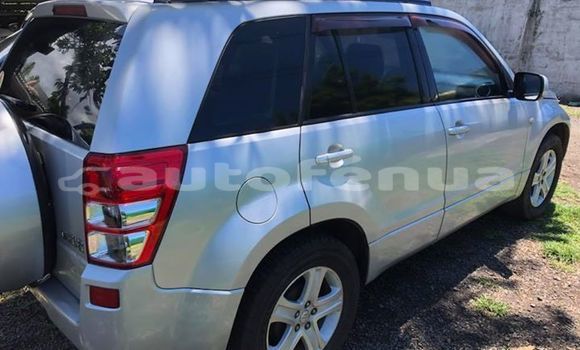 Buy Used Suzuki Vitara Silver Car in Mahina in Tahiti Buy Used Suzuki Vitara Silver Car in Mahina in Tahiti