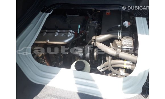 Acheter Import Voiture Kia Carens Blanc à Import - Dubai, Marquesas Acheter Import Voiture Kia Carens Blanc à Import - Dubai, Marquesas