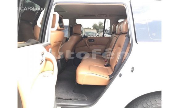 Buy Import Nissan Patrol White Car in Import - Dubai in Marquesas Buy Import Nissan Patrol White Car in Import - Dubai in Marquesas